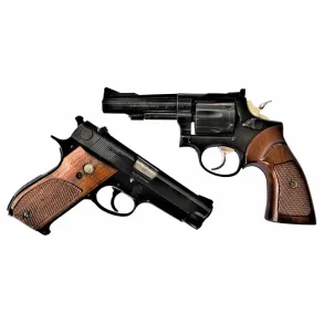 Nye Pistoler & Revolvere